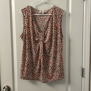 XL spotted sleeveless dress shirt